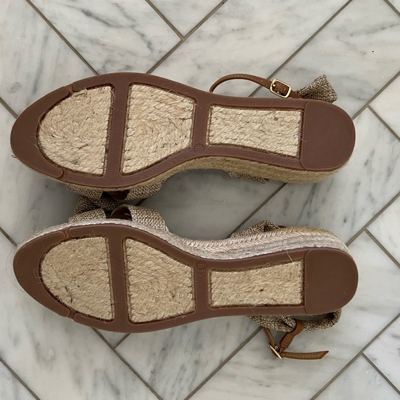 Talbots bow natural linen, espadrille, wedge sandals. Like new. - Picture 5 of 5